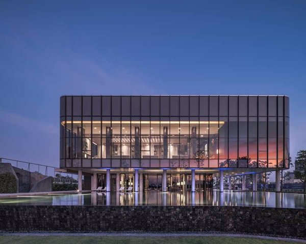 ขายดาวน์-the-politan-aqua-คอนโดหรูติดริมแม่น้ำเจ้าพระยา-ใกล้รถไฟฟ้า-ในราคาเริ่มต้น-132-ล้าน-พร้อมขอ