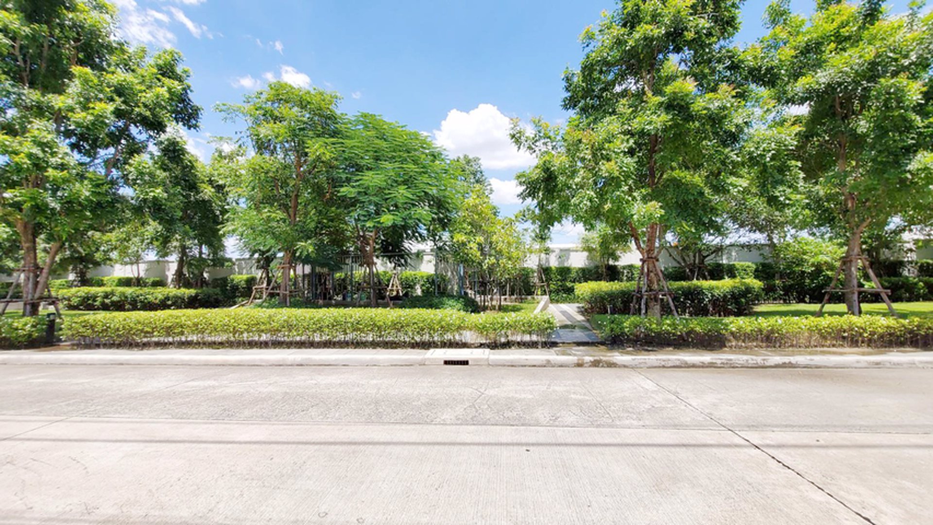 ขายบ้านแฝด-ชวนชื่น-พาร์ค-อ่อนนุช-วงแหวน-chuan-chuen-park-onnut-wongwaen-อารมณ์บ้านเดี่ยว-พร้อมอยู่