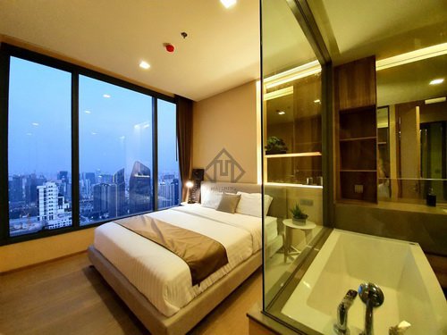 the-esse-asoke-for-rent-high-floor-north-facing-fully-furnished-decoration-near-to-asoke-bts