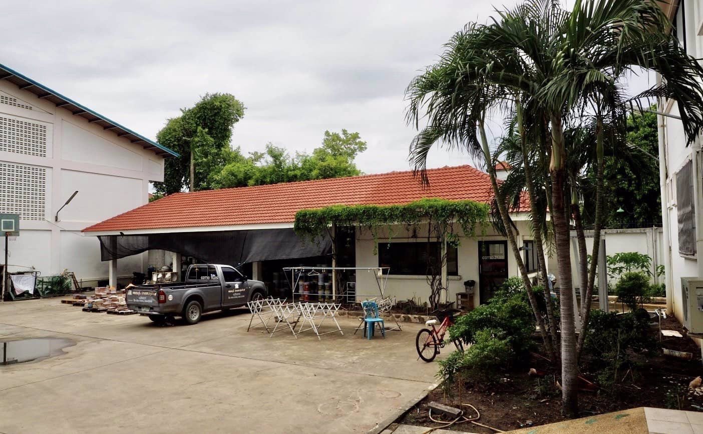 ขายที่ดินพร้อมสิ่งปลูกสร้าง-ติดถนนเพชรเกษม-เพชรบุรี-ใกล้เขาย้อย