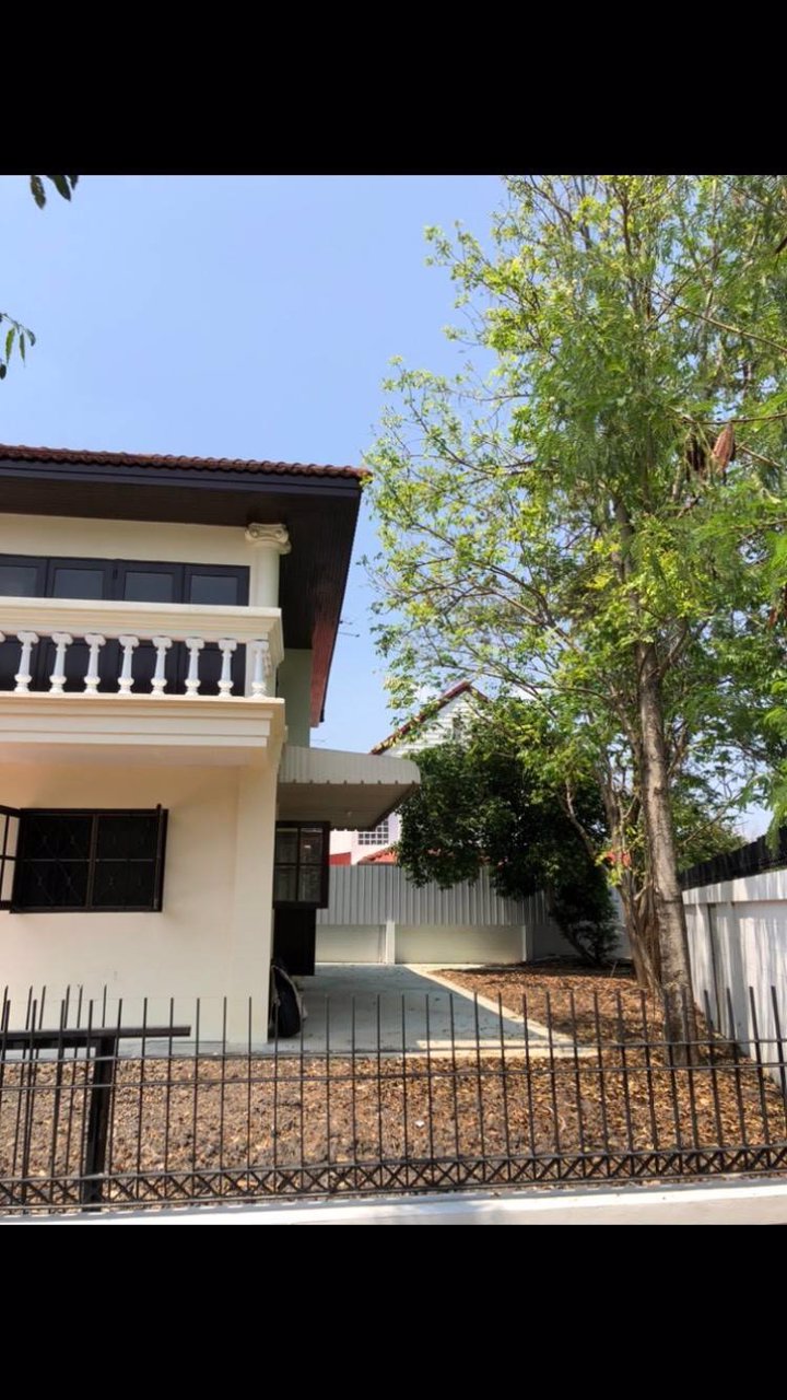 ขายบ้านเดี่ยว-ขนาด-100-ตารางวา-4-ห้องนอน-4-ห้องน้ำ-วัสดุแข็งแรงมาตรฐาน-หมู่บ้านปัญญาเลคโฮม-นิมิตรใหม