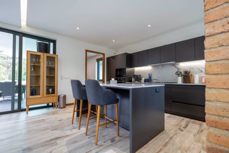 ขายบ้านหรูพูลวิลล่า-4-ห้องนอน-ในอำเภอหางดง-จังหวัดเชียงใหม่