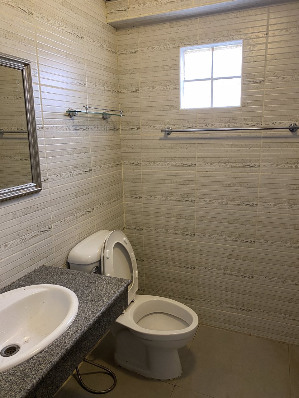 ให้เช่าคอนโดทองประชาคอนโดทาวน์-5-ทำเลดี-ใจกลางเมือง-ทองประชาคอนโดทาวน์-5