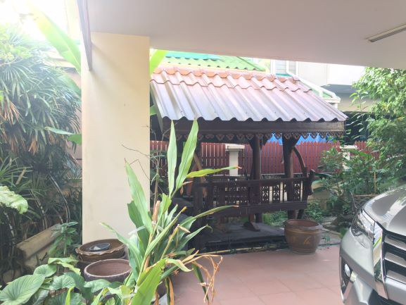 ขาย-บ้านแฝดหลังมุม-525-ตรว-2-ชั้น-ดอนเมือง-สรงประภา-ใกล้สนามบิน-สถานีรถไฟฟ้าสายสีแดง