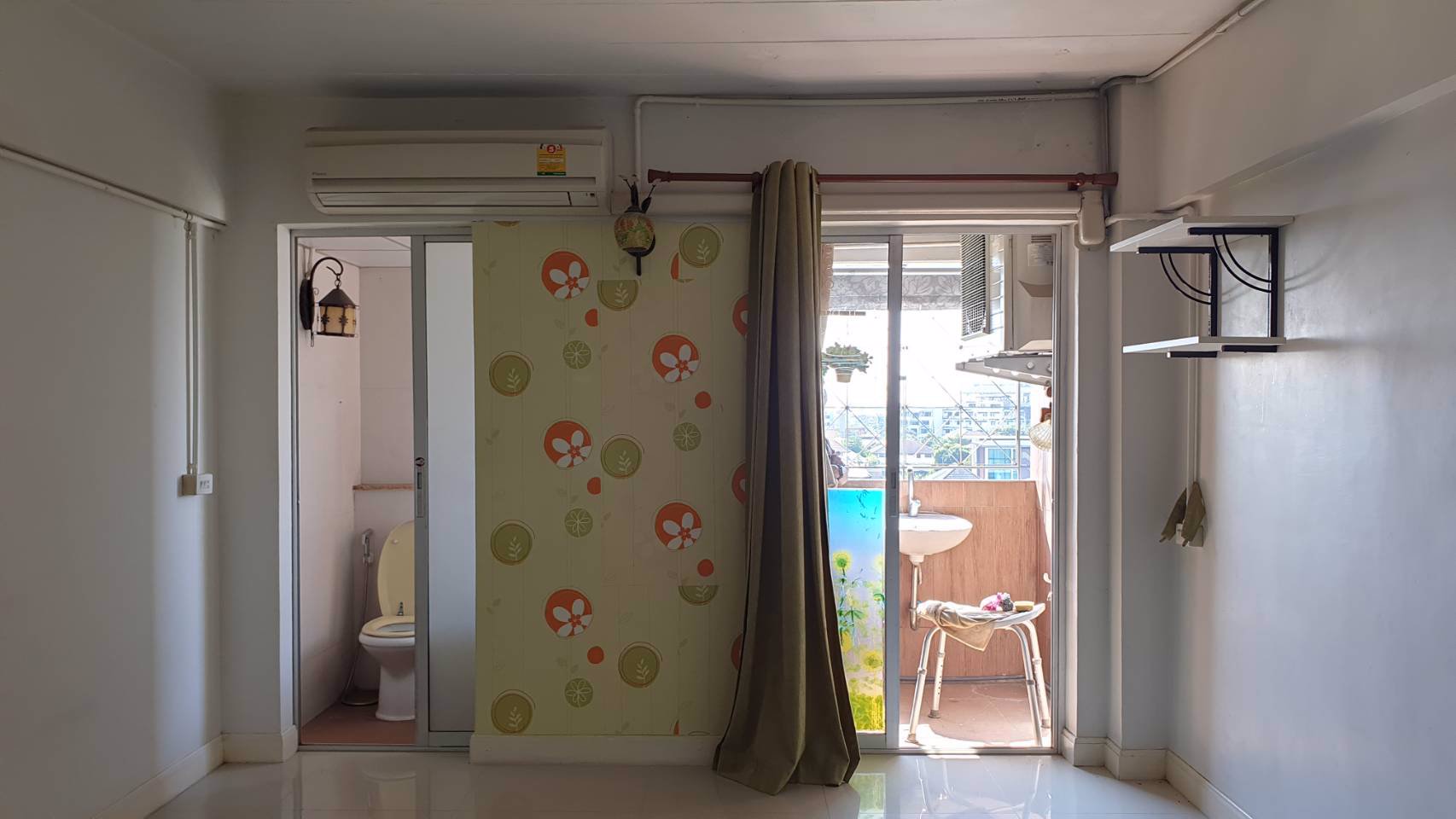 ขายคอนโด-ถนอมมิตรพาร์คอาคาร-4-ชั้น-7ทิศใต้-ใกล้ตลาดถนอมมิตร-และรถไฟฟ้าวัชรพล