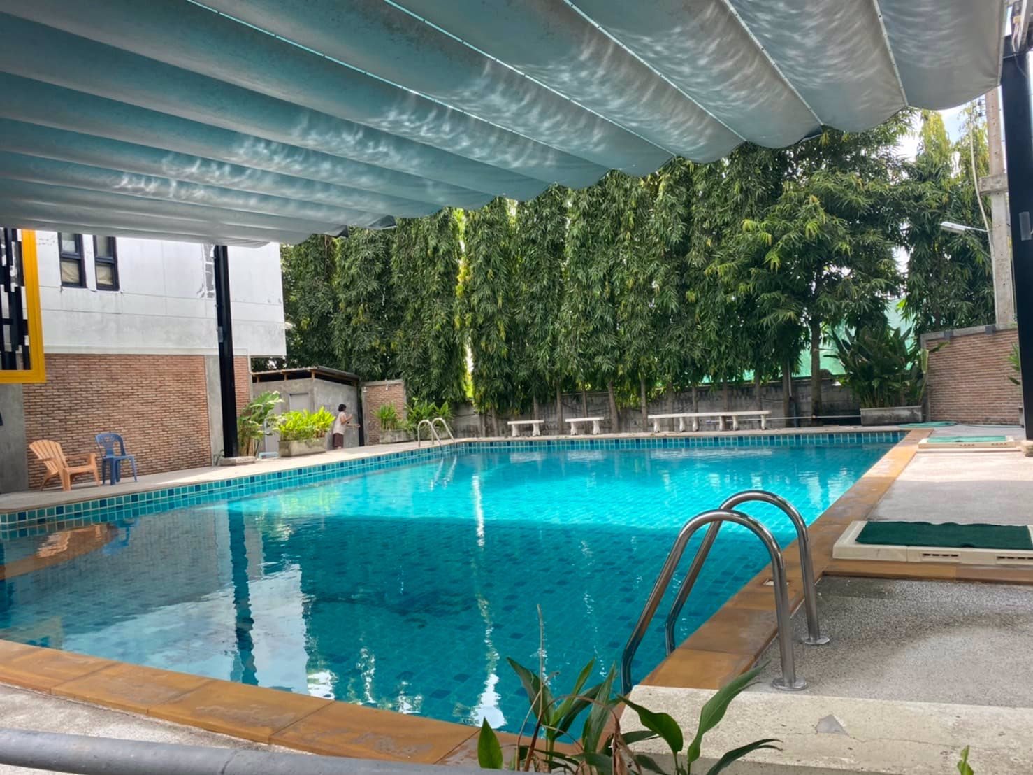 ขาย-condo-หรู-จำนวน-4-ชั้น-ชั้นละ-15-ห้อง-รวมเป็น-60-ห้อง