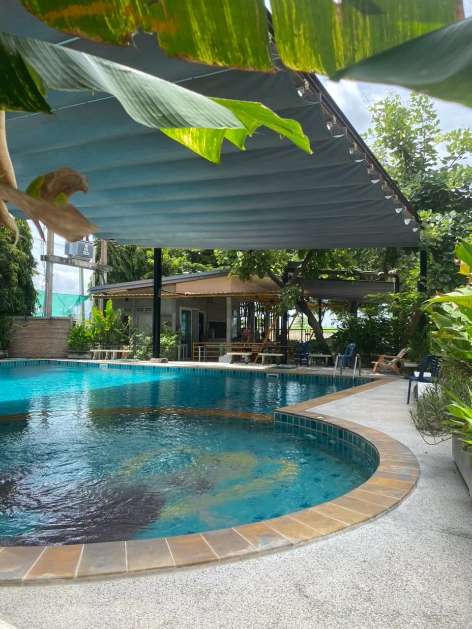 ขาย-condo-หรู-จำนวน-4-ชั้น-ชั้นละ-15-ห้อง-รวมเป็น-60-ห้อง