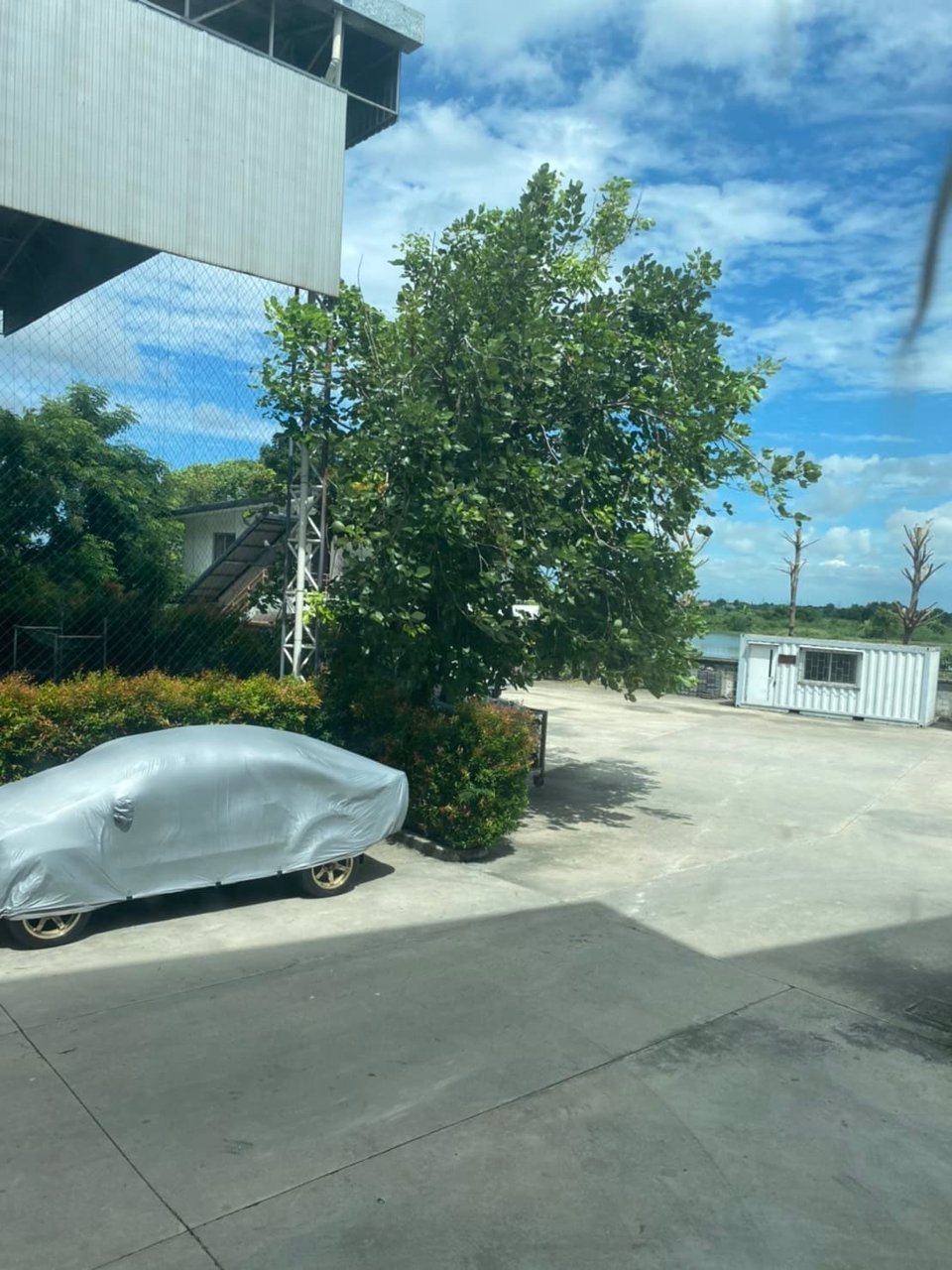 ขาย-condo-หรู-จำนวน-4-ชั้น-ชั้นละ-15-ห้อง-รวมเป็น-60-ห้อง