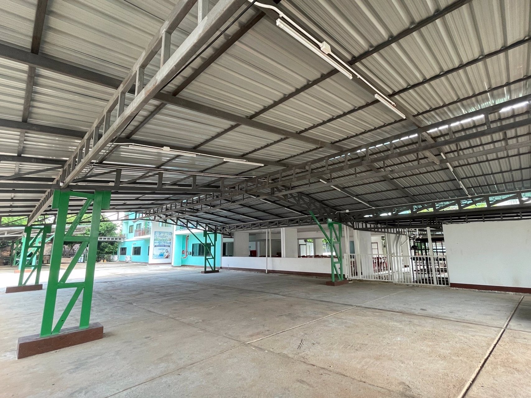 ให้เช่าถูกมาก-รายวัน-รายเดือน-คอนโด-ศูนย์สวรรค์เอเดน-ทำเลทองในเมืองเชียงใหม่-ใกล้เซ็นทรัล-บิ๊กซี-แ