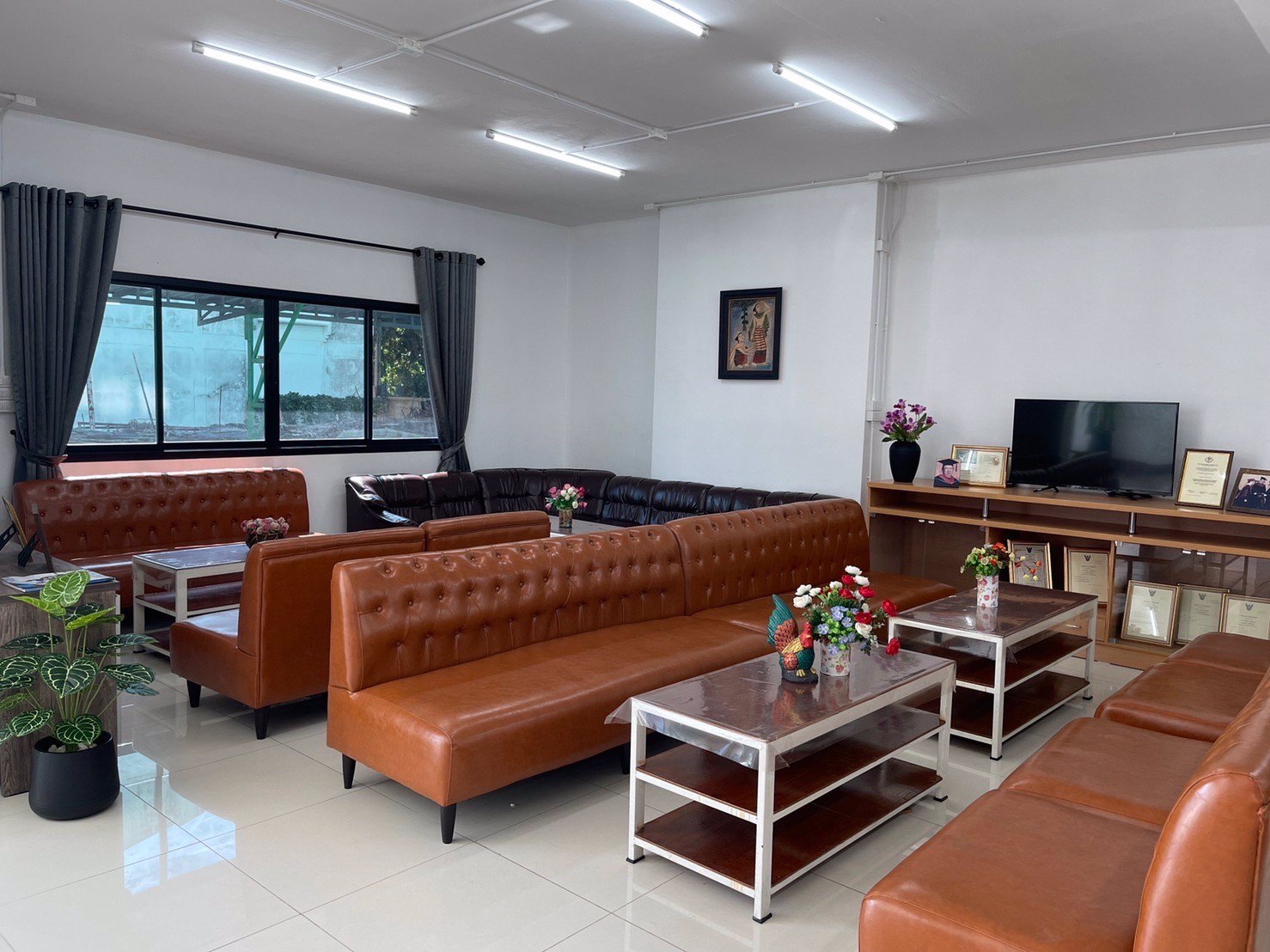 ให้เช่าถูกมาก-รายวัน-รายเดือน-คอนโด-ศูนย์สวรรค์เอเดน-ทำเลทองในเมืองเชียงใหม่-ใกล้เซ็นทรัล-บิ๊กซี-แ