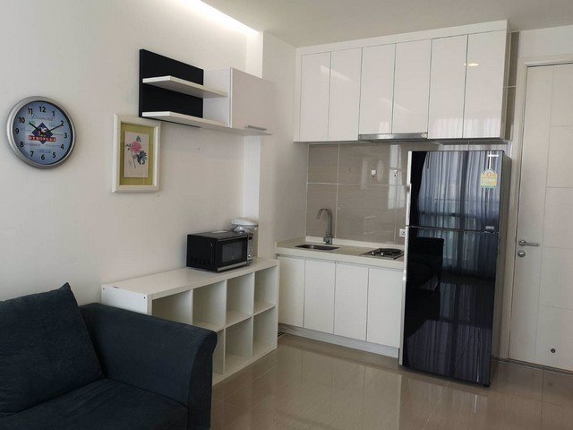 m1214-ให้เช่า-tc-green-ห้องมุม-ชั้นสูง-เฟอร์และ-เครื่องใช้ไฟฟ้าครบ-พร้อมเข้าอยู่