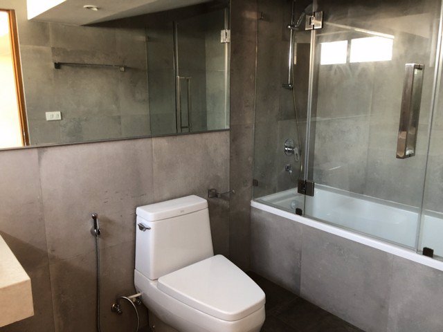 ae0085-ให้เช่า-บ้านแฝด-4-ชั้น-เนื้อที่-37-ตรว-พื้นที่ใช้สอย-350-ตรม-ทองหล่อ-20-หรือ-เอกมัย-21