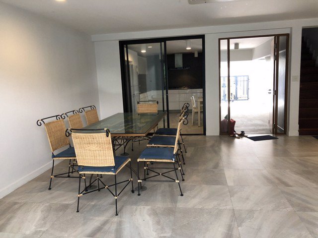 ae0085-ให้เช่า-บ้านแฝด-4-ชั้น-เนื้อที่-37-ตรว-พื้นที่ใช้สอย-350-ตรม-ทองหล่อ-20-หรือ-เอกมัย-21