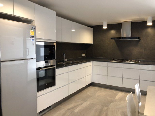 ae0085-ให้เช่า-บ้านแฝด-4-ชั้น-เนื้อที่-37-ตรว-พื้นที่ใช้สอย-350-ตรม-ทองหล่อ-20-หรือ-เอกมัย-21