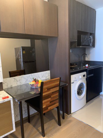 m1250-ให้เช่า-ashton-silom-ยูนิตสวยหรู-1-ห้องนอน-35-ตรมวิวสวนลุมชั้น-44