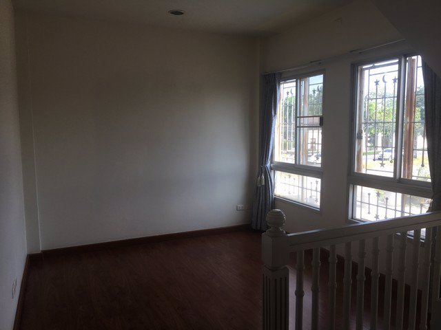 ae0089-ให้เช่า-ทาวน์โฮม-3-ชั้น-21-ตรว-บ้านกลางเมือง-เดอะ-ปารีส-กรุงเทพกรีฑา-ซอย-7