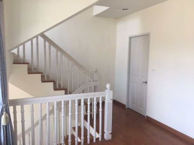 ae0089-ให้เช่า-ทาวน์โฮม-3-ชั้น-21-ตรว-บ้านกลางเมือง-เดอะ-ปารีส-กรุงเทพกรีฑา-ซอย-7