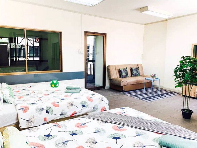 kh108-ให้เช่าทาวน์โฮม-ติด-bts-พระโขนง-renovate-ใหม่เหมาะทำ-ที่พักอาศัย-ออฟฟิศ-คลินิกเสริมความงาม