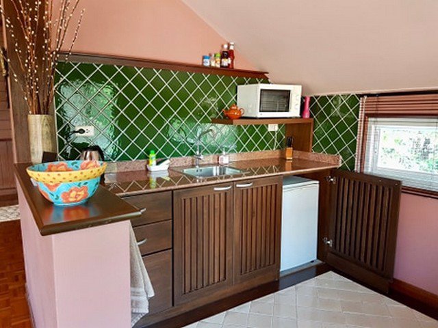 ขายวิลล่า-พร้อมสระว่ายน้ำ-สไตล์ร่วมสมัยขนาดใหญ่-10-ห้องนอน-10-ห้องน้ำ-ใกล้เซ็นทรัลเฟสติวัล-เชียงใหม่