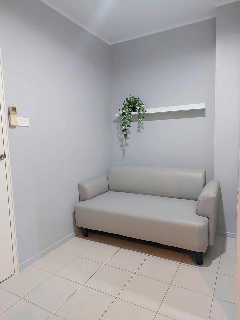 ให้เช่าคอนโด-ลุมพินี-ฯ-รามอินทรา-นวมินทร์-ชั้น-18-วิวสวย-ทำเลดีติดถนนใหญ่-เข้าออกได้-2-ทาง