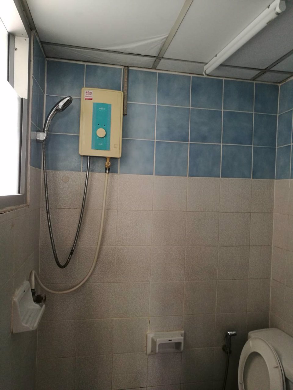 ให้เช่าห้องมุมชั้น4-ทวินทาวเวอร์คอนโด