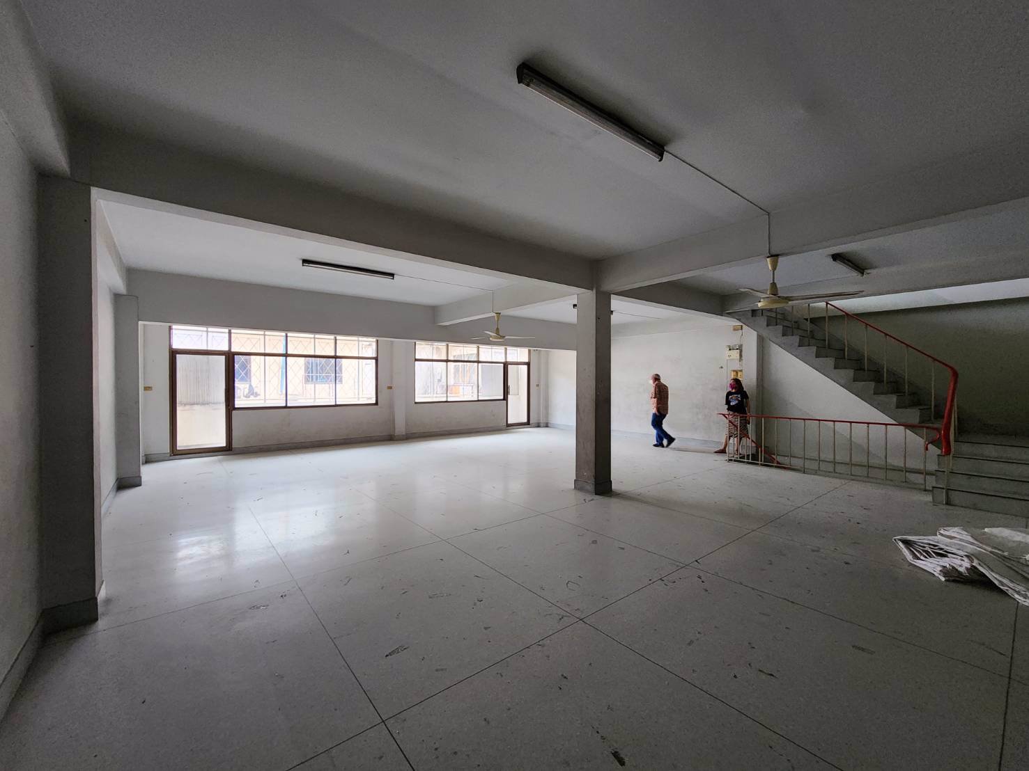 ขายอาคารโบ๊เบ๊-สะพาน5-ขนาด8ชั้นครึ่ง-พื้นที่ใช้สอย-1190-ตรม-พร้อมค่าเช่า