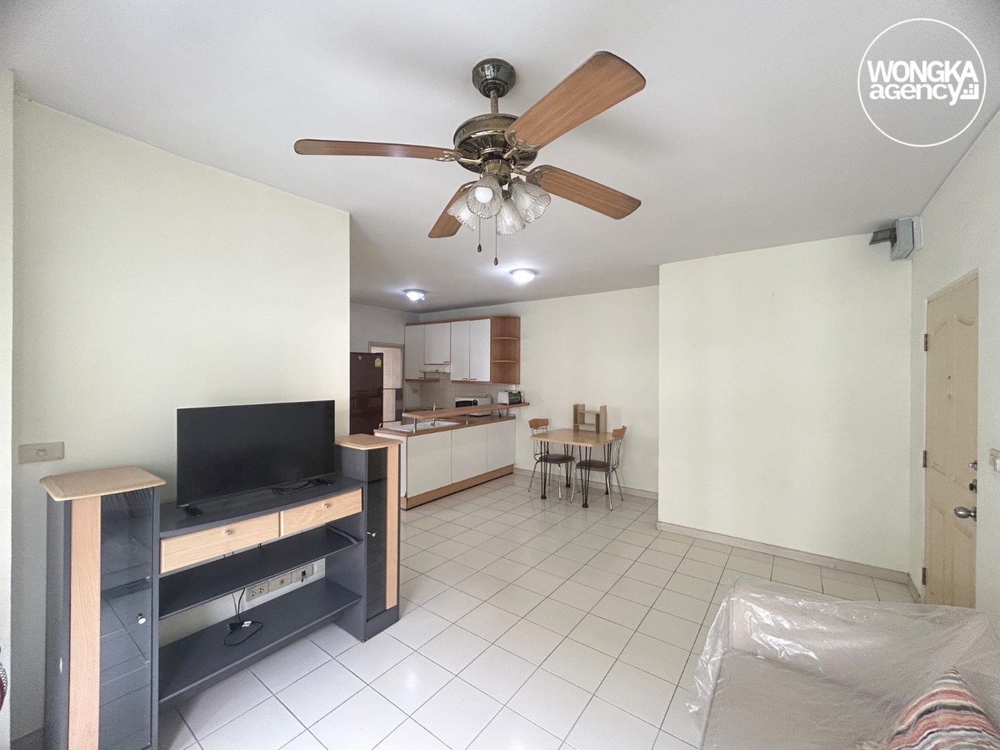 ขายคอนโด-บ้านสวนลาซาล-คอนโด-2-ห้องนอน-ใกล้-mrt-ศรีลาซาล-350-ม-พร้อมเฟอร์นิเจอร์