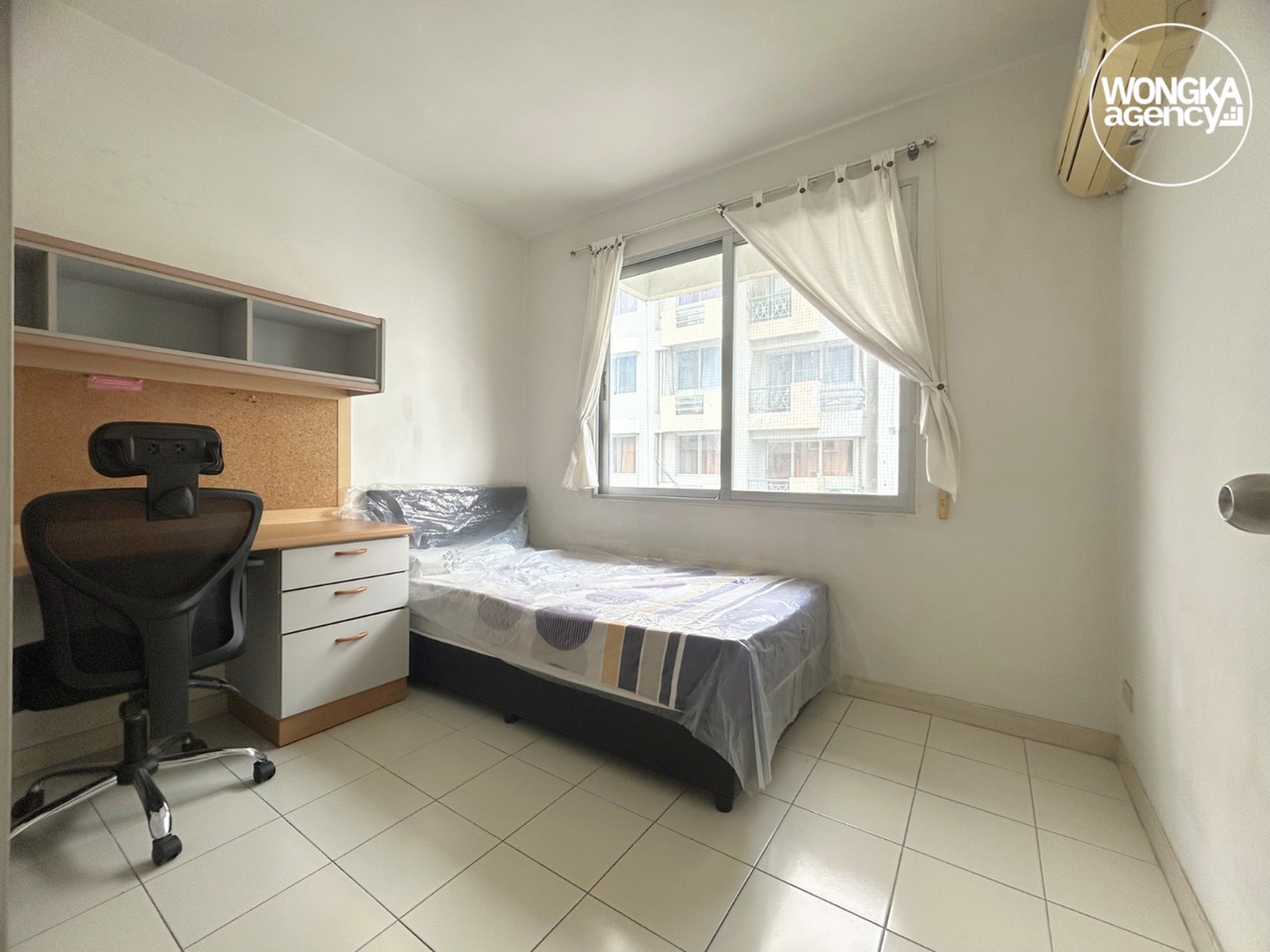 ขายคอนโด-บ้านสวนลาซาล-คอนโด-2-ห้องนอน-ใกล้-mrt-ศรีลาซาล-350-ม-พร้อมเฟอร์นิเจอร์