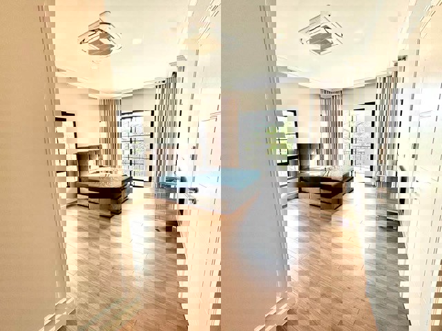 ให้เช่าบ้านเดี่ยวแปลงมุม-เศรษฐสิริ-บางนา-สุวรรณภูมิ-บ้านเลขที่มงคล-พร้อม-ev-charger-และ-solar