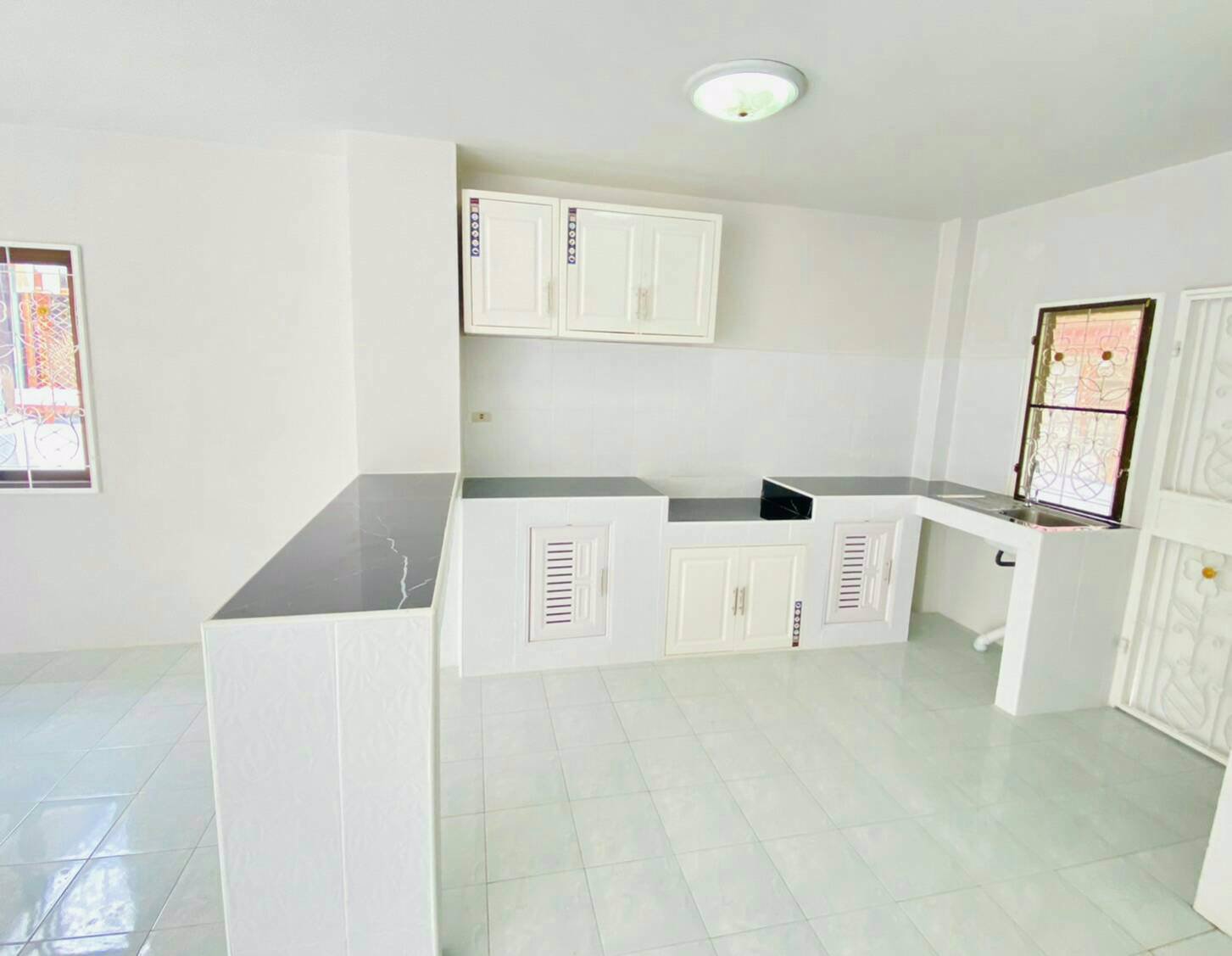 ขายถูก-บ้านเดี่ยว-รีโนเวทใหม่ทั้งหลัง-หมู่บ้าน-ออคิด-วิลล่า-บางนา-ตราด-กม24