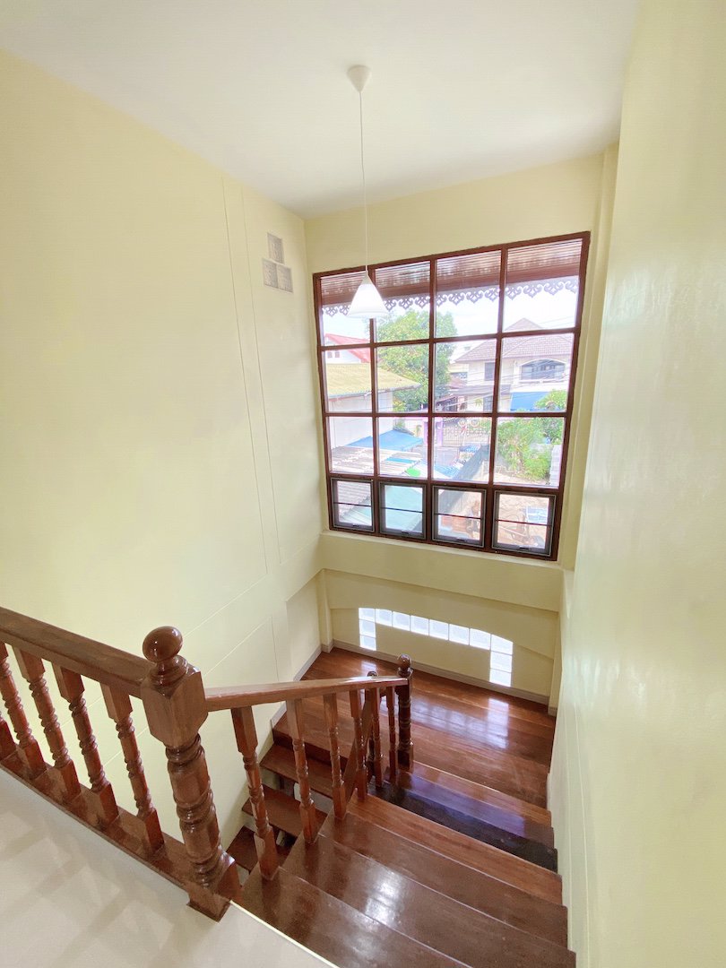 ให้เช่า-บ้านเดี่ยว-2-ชั้น-พร้อมที่ดินขนาดใหญ่