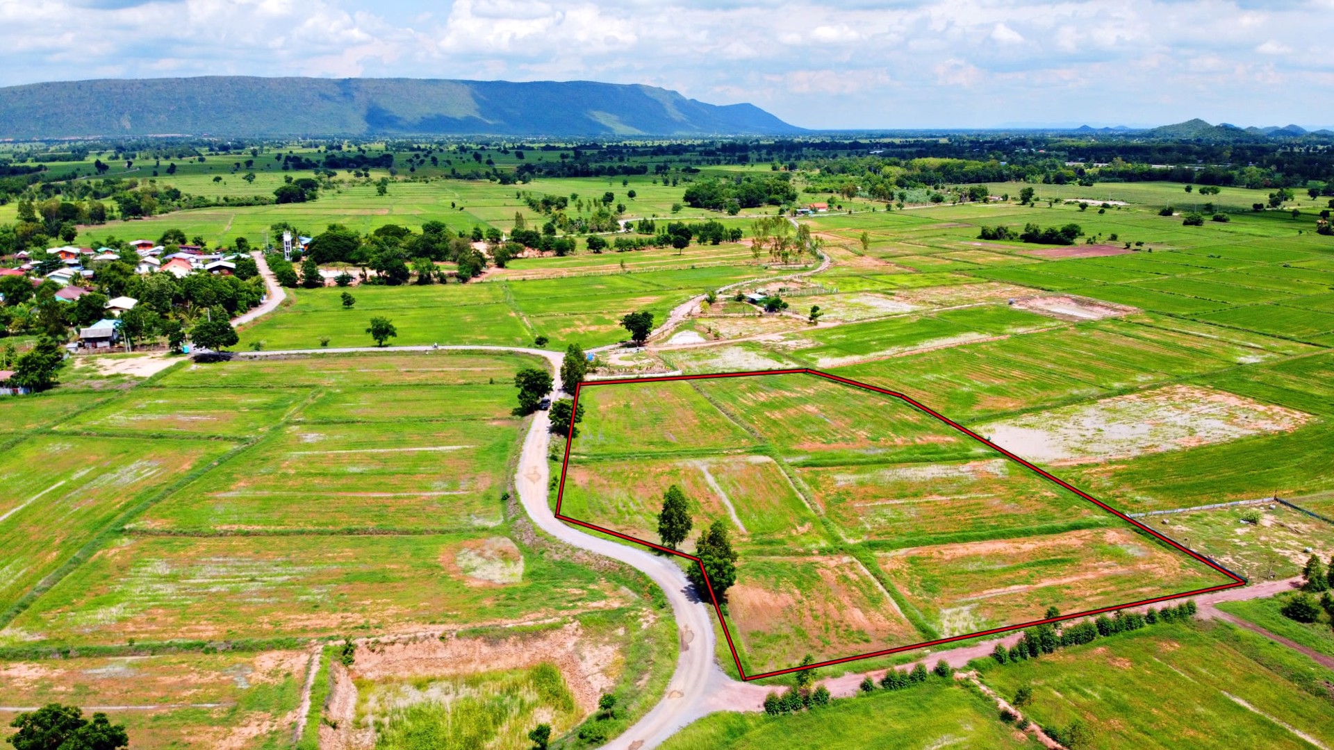ที่ดินโฉนด-2-3ไร่หน้าติดถนนหลังติดคลอง