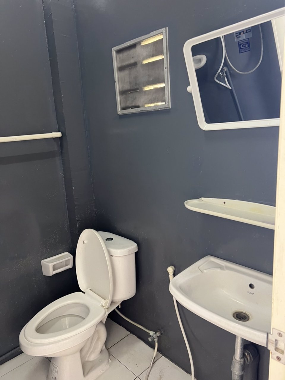 ขายโกดัง-พื้นที่ทั้งหมด-13-ไร่-ติดถนนใหญ่เส้น-340-หน้ากว้าง-100-เมตร