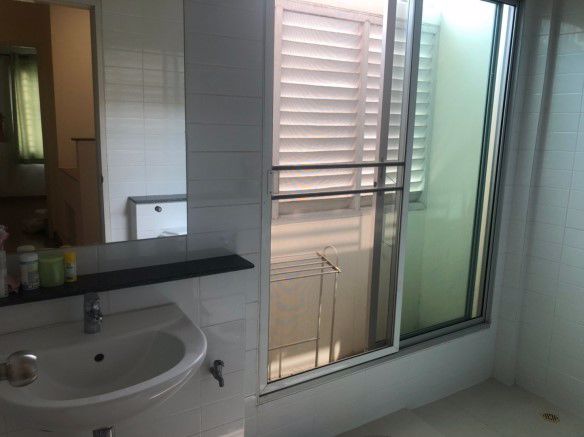 ขายทาวน์เฮ้าส์-ห้องมุม-2-ชั้น-เดอะวิลล่า-รัตนาธิเบศร์-ท่าอิฐ-18-ตรว-พื้นที่ใช้สอย-98-ตรม