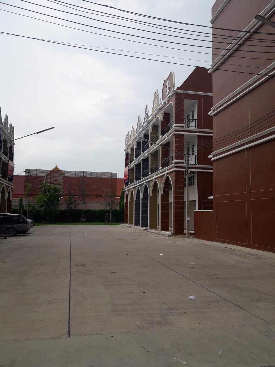 ขายขาดทุน-อาคารพาณิชย์-35-ชั้น-พร้อมผู้เช่า-ทำเลดี-โครงการทิวลิปสแควร์-ติดถนนเพชรเกษม