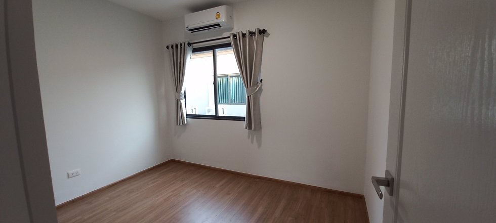 ให้เช่าทาวน์โฮมใหม่-15500-บาทเท่านั้น-เข้าอยู่ได้ทันที-แกรนด์พลีโน่-พหลฯ-วิภาวดี-มกรุงเทพ