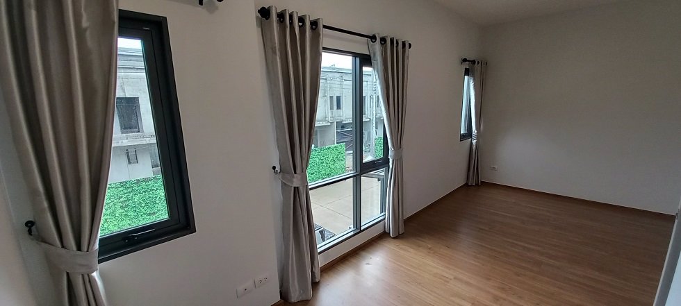 ให้เช่าทาวน์โฮมใหม่-เพียง-15500-บาท-เข้าอยู่ได้ทันที-แกรนด์พลีโน่-พหลฯ-วิภาวดี-มกรุงเทพ-brand-new