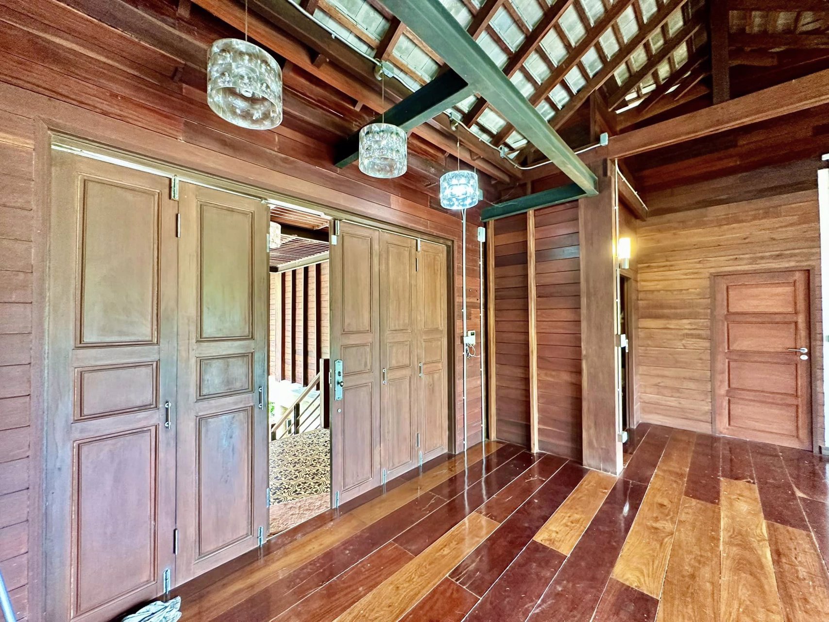 ขายด่วน-บ้านไม้สไตล์ล้านนา-ดอยตุง-เชียงราย