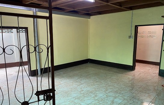 บ้านครึ่งตึกครึ่งไม้-2ชั้น-ในเมืองหนองคาย-ซอยวัดลำดวน-ให้เช่า