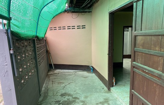 บ้านครึ่งตึกครึ่งไม้-2ชั้น-ในเมืองหนองคาย-ซอยวัดลำดวน-ให้เช่า