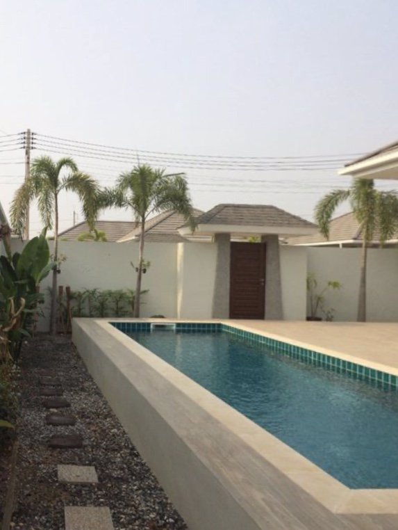 ขายบ้านเดี่ยว-พูลวิลล่าพร้อมสระว่ายนำ้ส่วนตัว