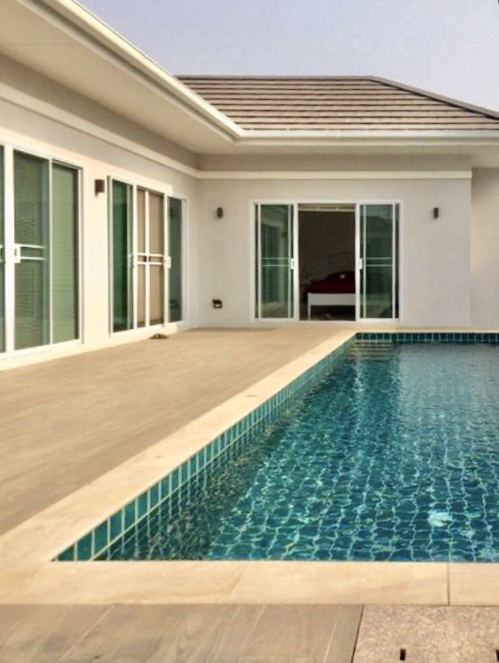 ขายบ้านเดี่ยว-พูลวิลล่าพร้อมสระว่ายนำ้ส่วนตัว