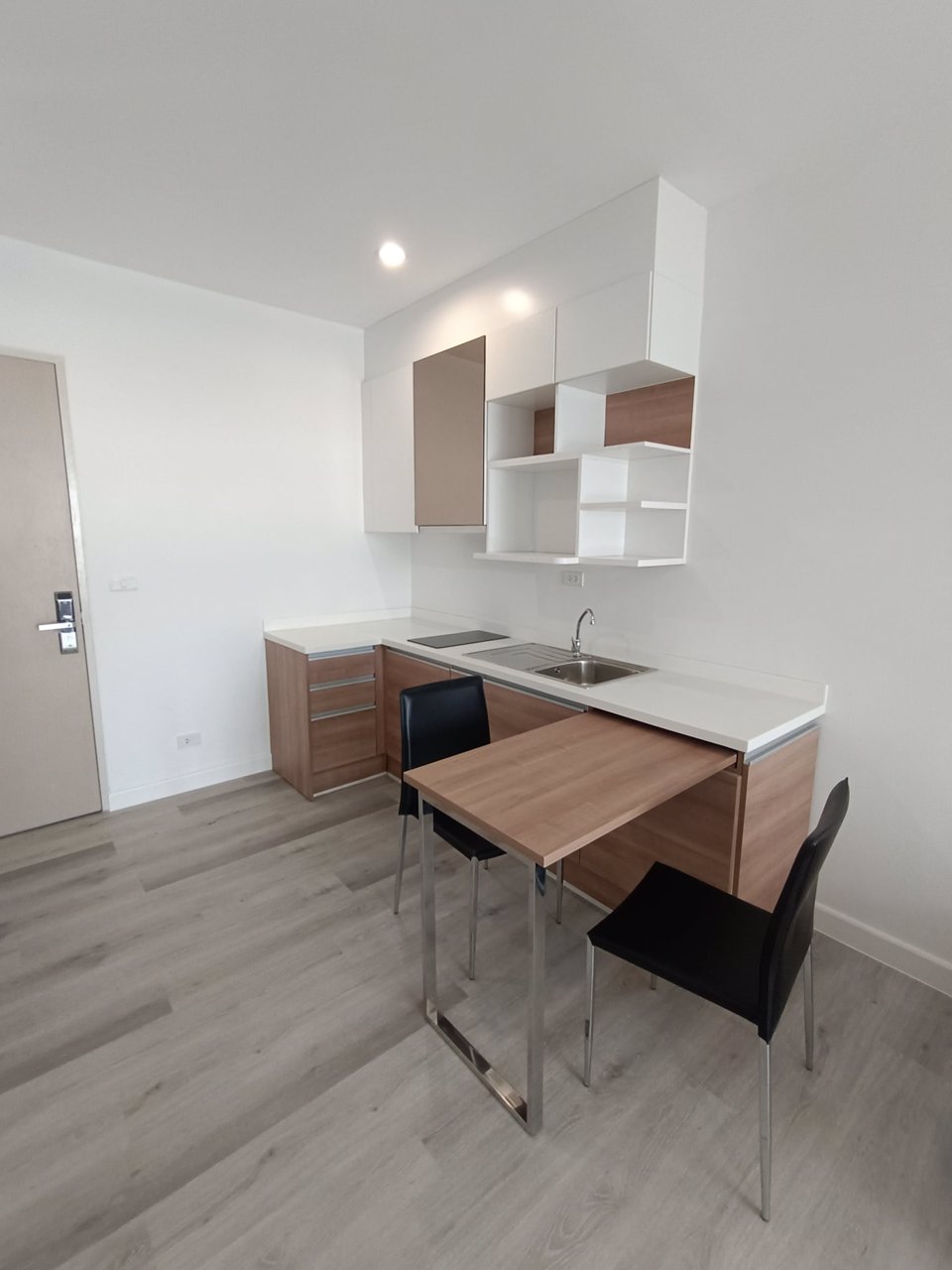 ขาย-the-hotel-serviced-condo-ขนาด-49-ตรม