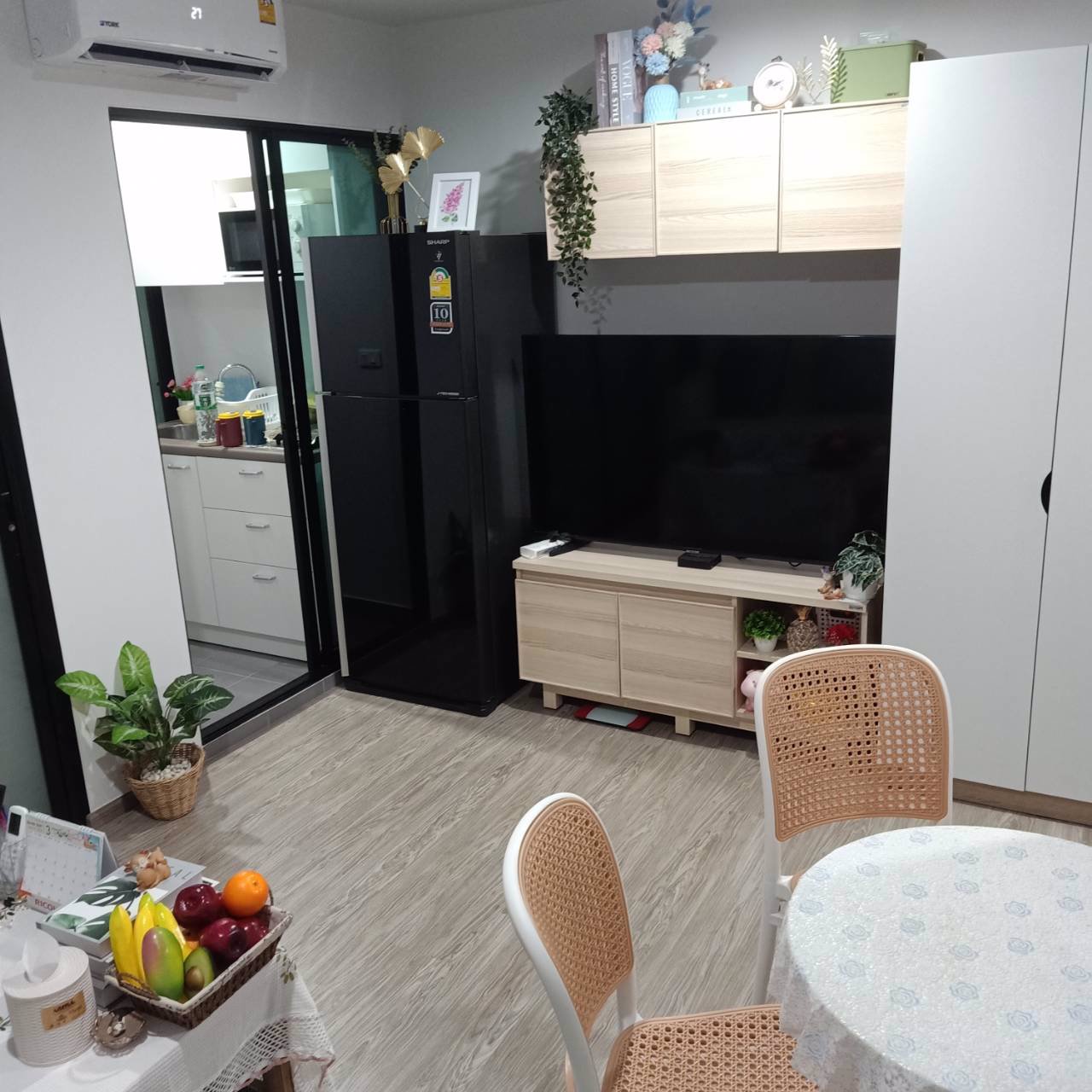 ขายคอนโดไรย์-สุขุมวิท-101-1-แถมเครื่องใช้ไฟฟ้า-เฟอร์นิเจอร์-ฟรีค่าใช้จ่ายวันโอน-ฟรีค่าส่วนกลาง-1-ปี