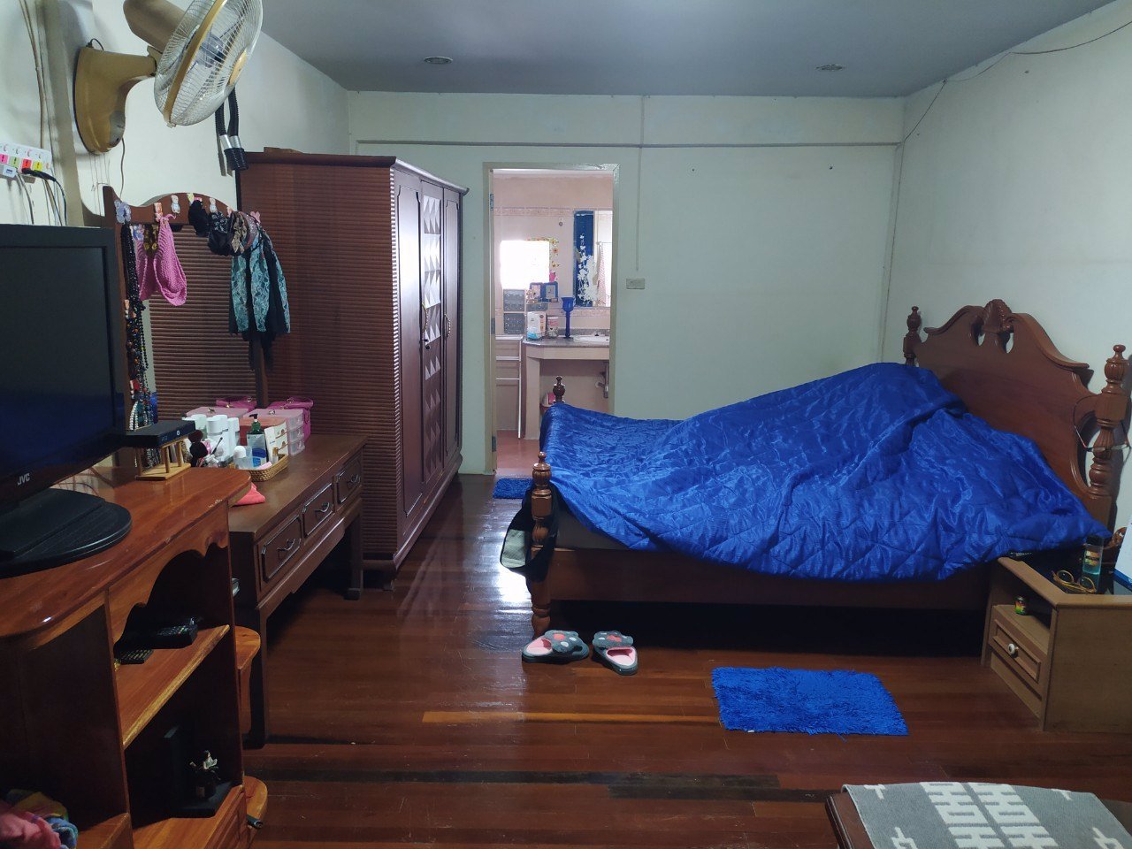 ขายบ้านทาวน์เฮ้าส์-2-ชั้น-ขนาด-25-ตารางวา-ย่านหลักสี่