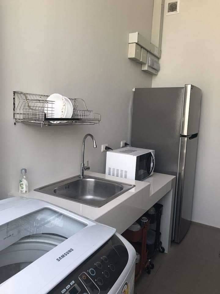 ให้เช่าบลอสซั่มคอนโด-แอท-แฟชั่น-blossom-condo-fashion-แต่งครบ-มีเครื่องซักผ้า