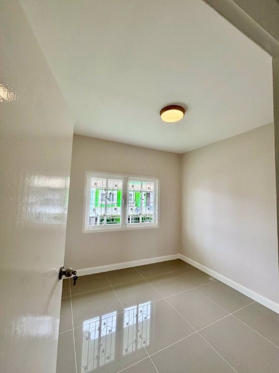 ขายด่วน-ขายถูก-บ้านรีโนเวทใหม่-เหลือเพียง-155-ล้าน-รีบจองด่วนเลยครับ