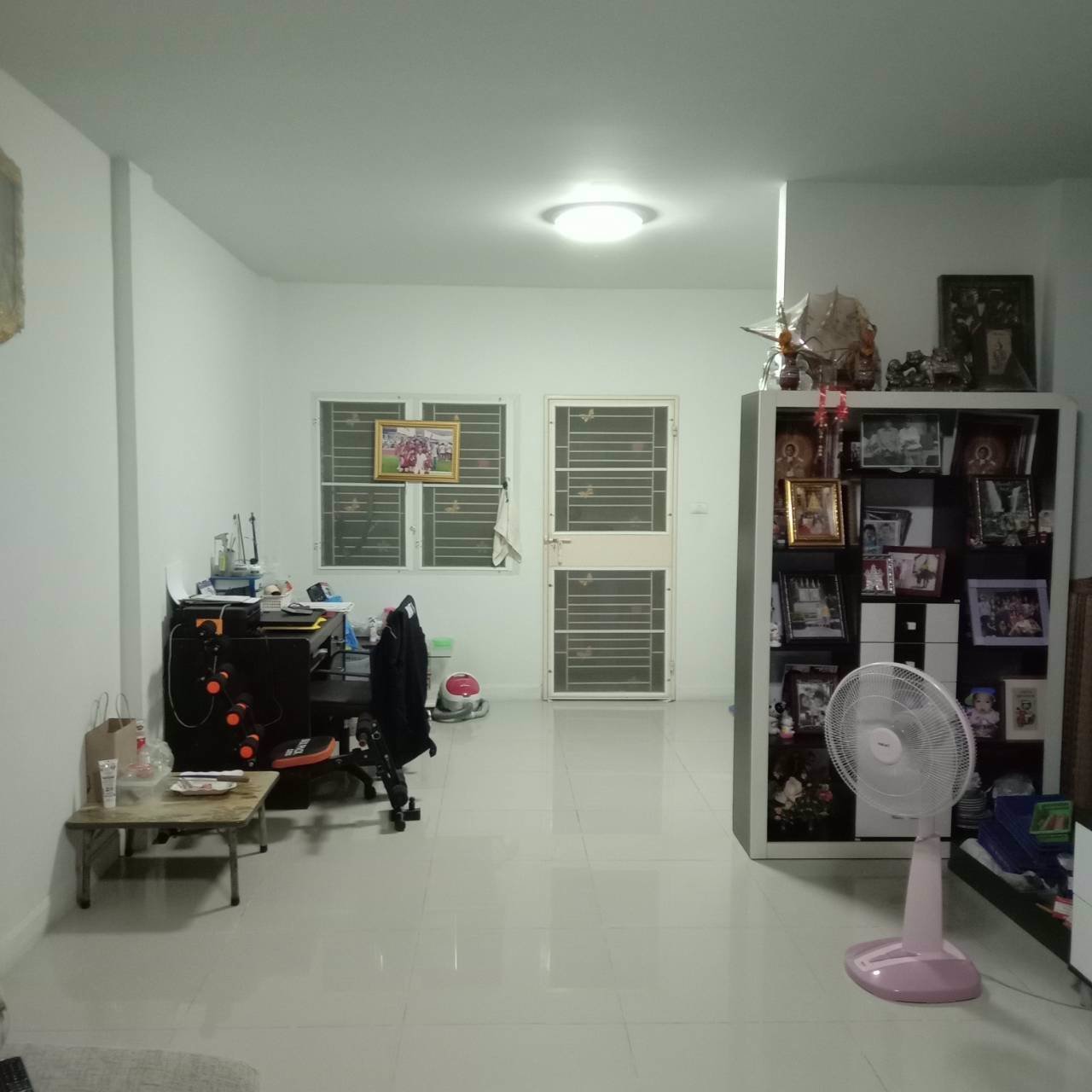 ขายบ้านทาวน์เฮ้าส์-2-ชั้น-20-ตรว-หมู่บ้านประภัสสร-6