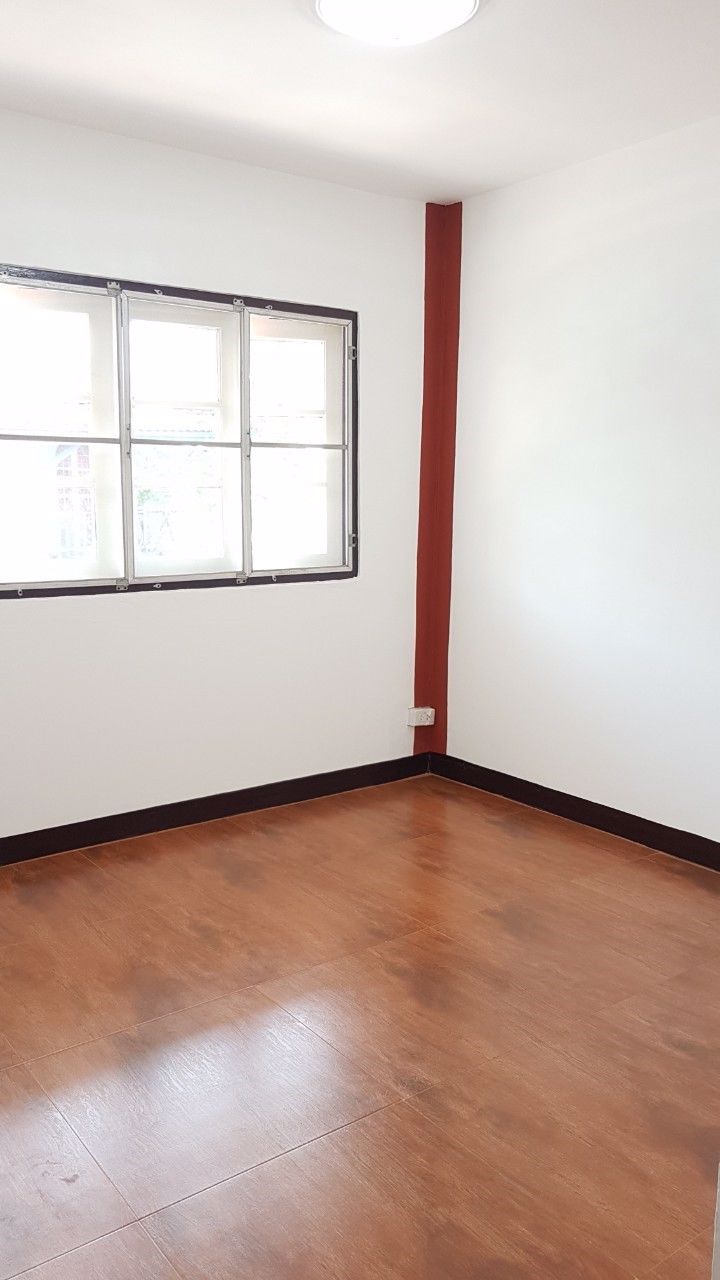 ขายด่วนหมู่บ้านพฤกษา-7