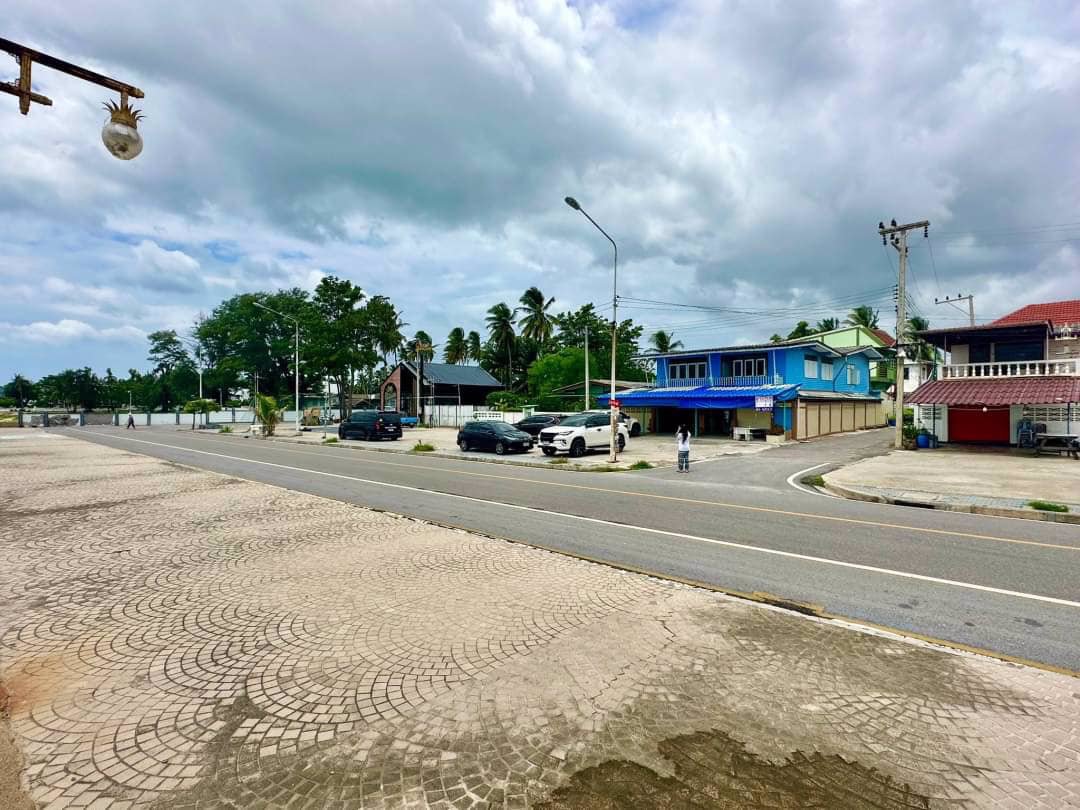 ขายด่วน-ที่ดินทำเลทอง-ติดทะเล-อ่าวประจวบ